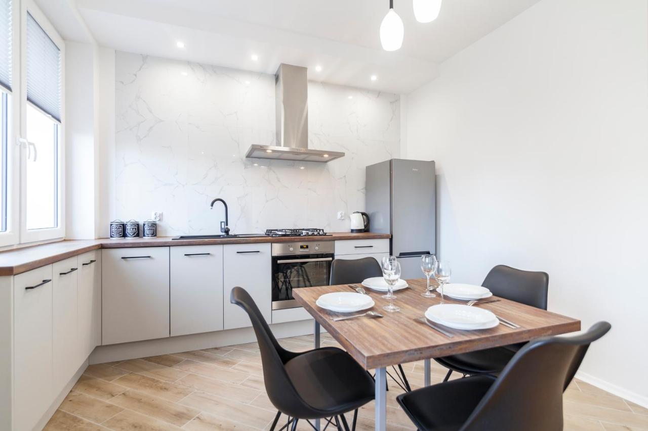 Apartamenty Bialystok - Lipowa 16/7 Buitenkant foto